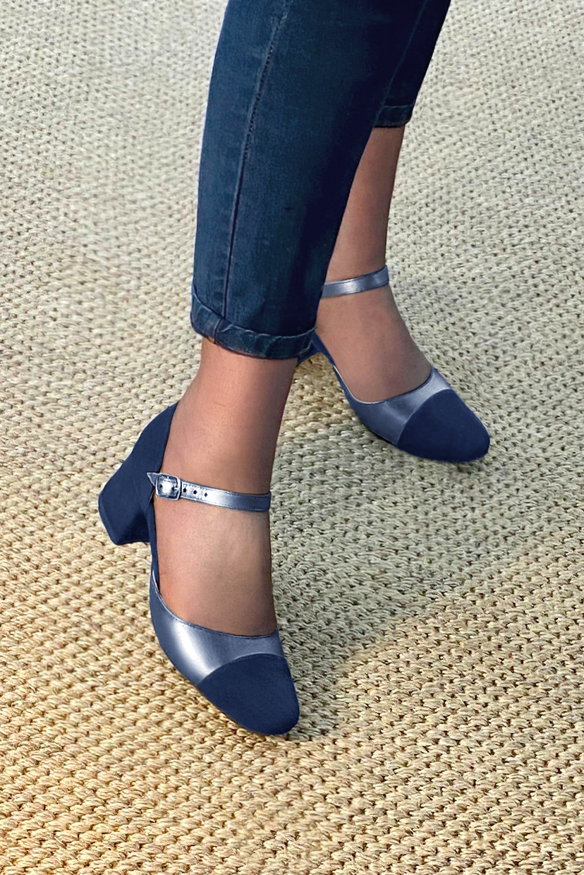 Women's navy blue and prussian blue elegant closed-back heels, with an instep strap. Round toe. Low flare heels - Top view
